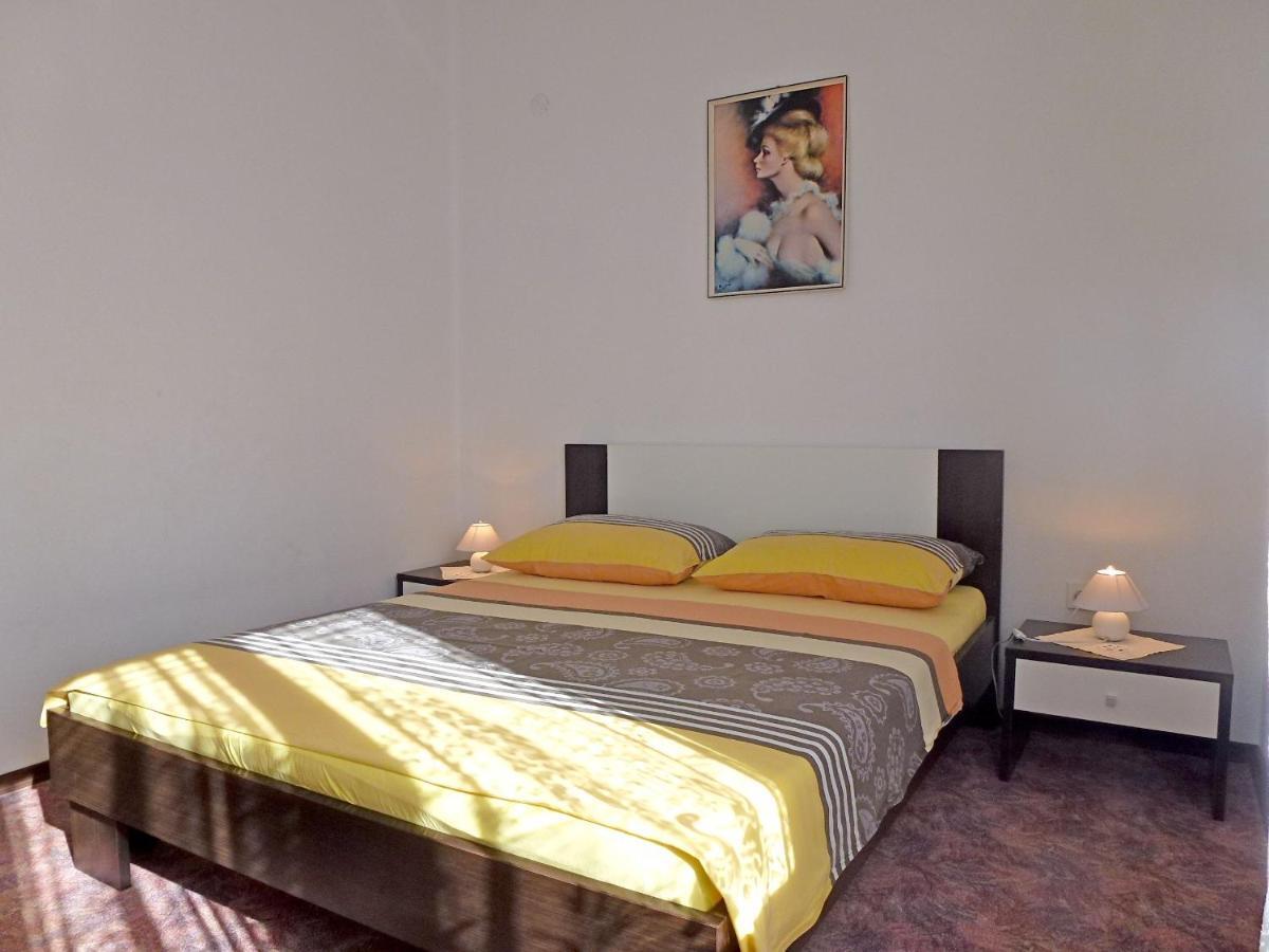 Apartment Milica Нивице Экстерьер фото